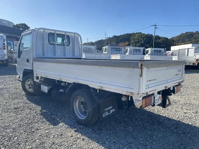 いすゞ エルフ TRG-NJR85A(2WD)の写真6