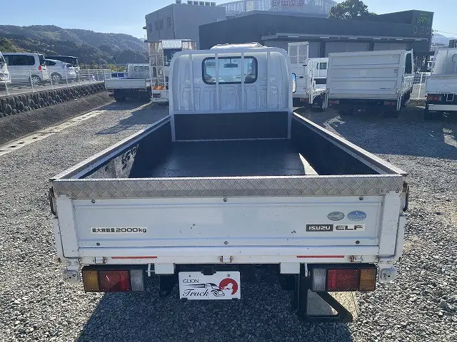 いすゞ エルフ TRG-NJR85A(2WD)の写真7