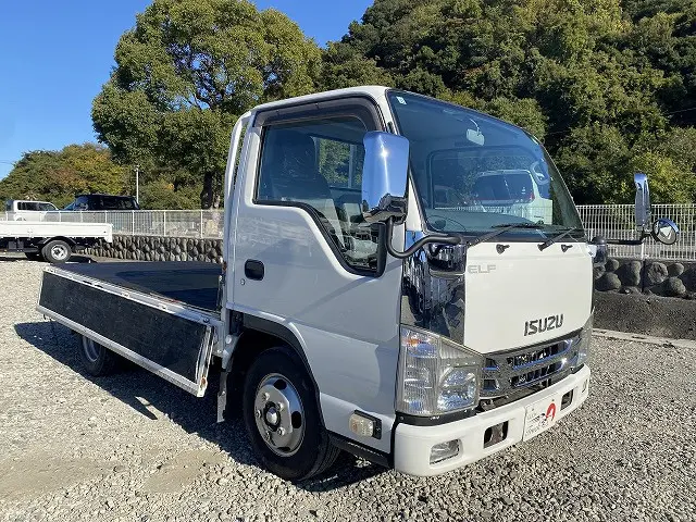 いすゞ エルフ TRG-NJR85A(2WD)の写真10