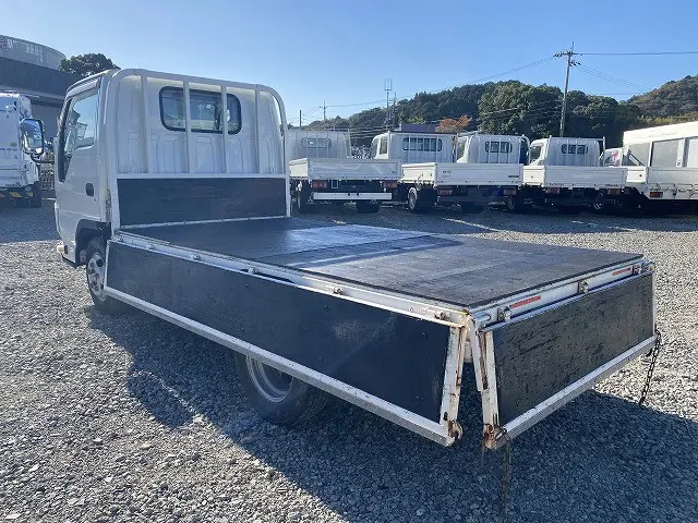 いすゞ エルフ TRG-NJR85A(2WD)の写真13