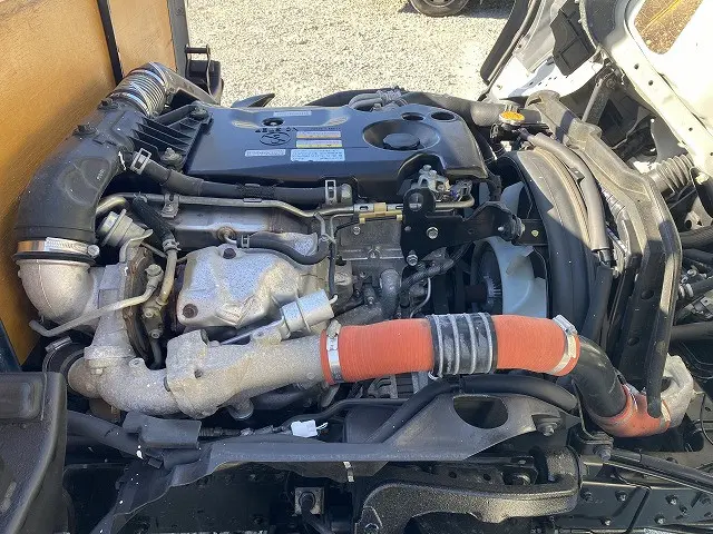 いすゞ エルフ TRG-NJR85A(2WD)の写真21