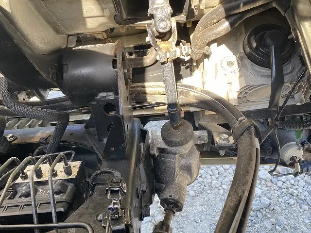 いすゞ エルフ TRG-NJR85A(2WD)の写真24