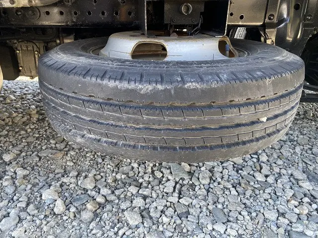 いすゞ エルフ TRG-NJR85A(2WD)の写真37