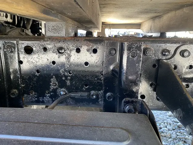 いすゞ エルフ TRG-NJR85A(2WD)の写真38