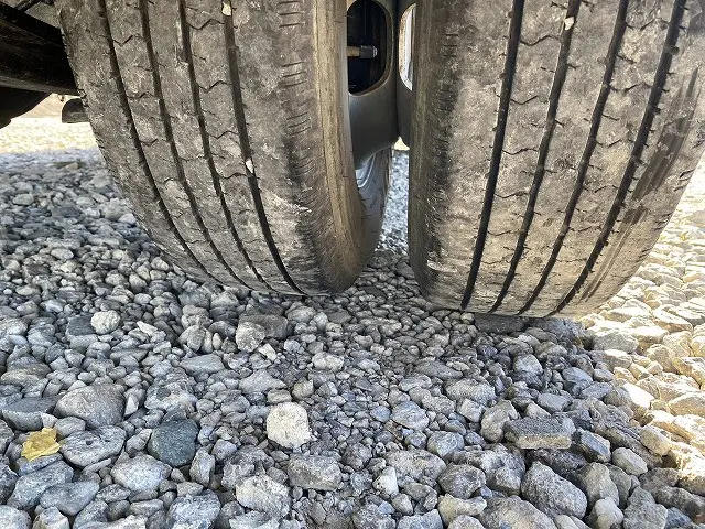 いすゞ エルフ TRG-NJR85A(2WD)の写真44