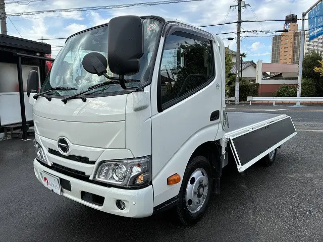 日野 デュトロ 2RG-XZU605M(2WD)の写真9
