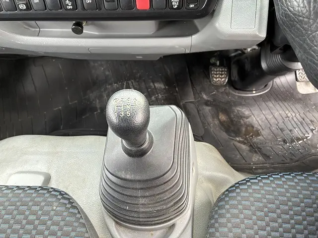 日野 デュトロ 2RG-XZU605M(2WD)の写真39