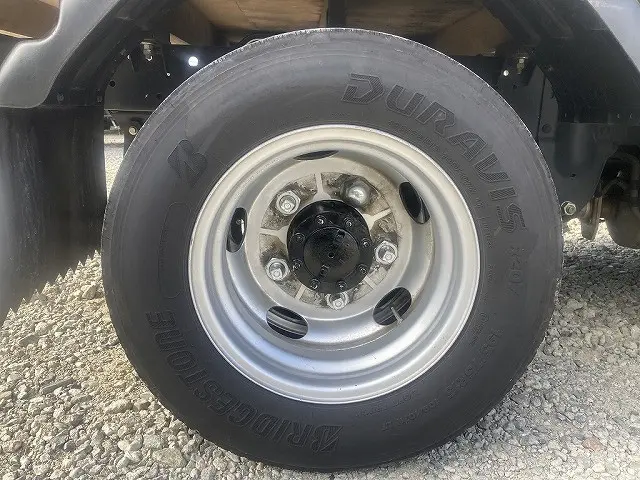 いすゞ エルフ 2RG-NJR88A(2WD)の写真36