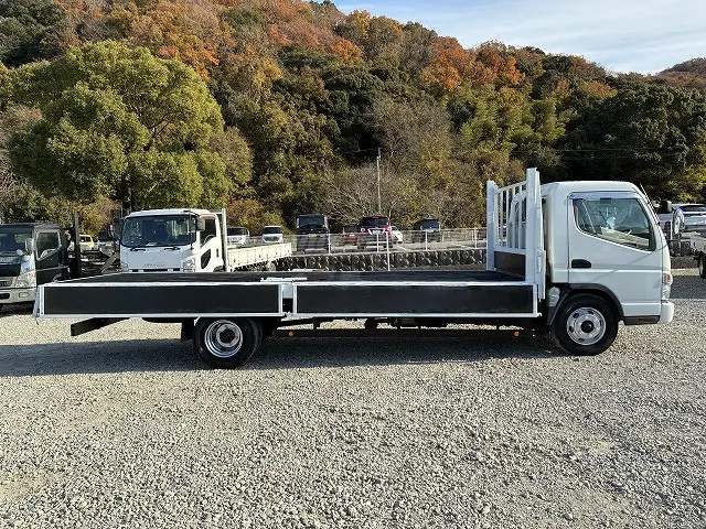 三菱 キャンター PDG-FE83DZ(2WD)の写真12