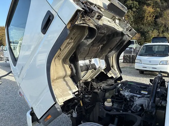 三菱 キャンター PDG-FE83DZ(2WD)の写真17