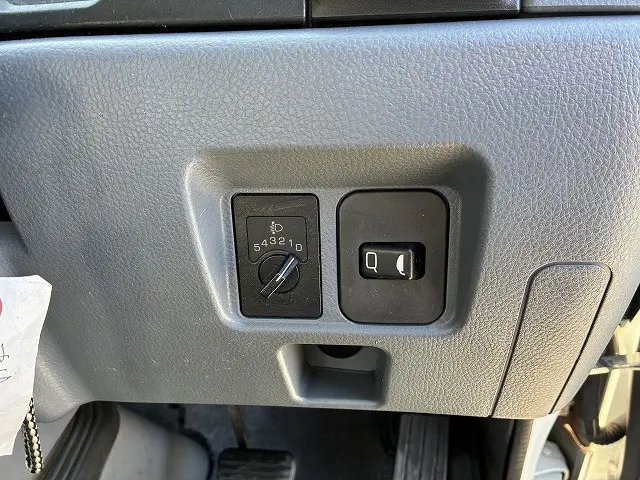 三菱 キャンター PDG-FE83DZ(2WD)の写真32