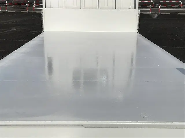 いすゞ エルフ TRG-NLR85AR(2WD)の写真17