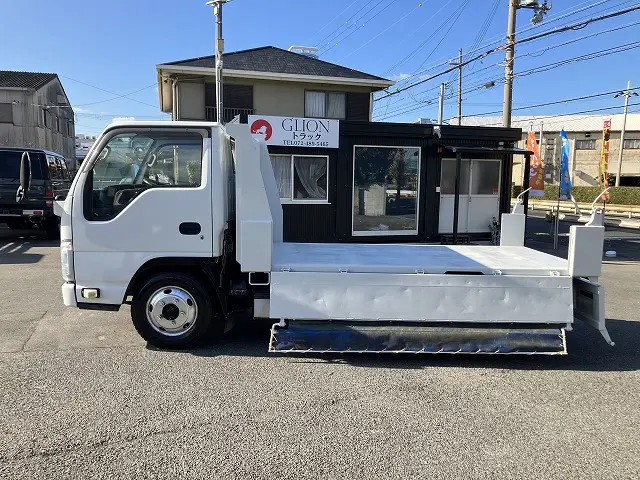 いすゞ エルフ TKG-NKR85AN(2WD)の写真11