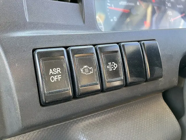 いすゞ エルフ TKG-NKR85AN(2WD)の写真42