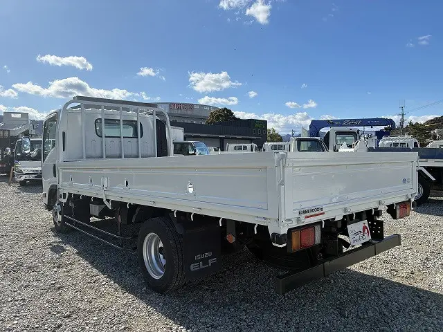 いすゞ エルフ TKG-NPR85AN(2WD)の写真24