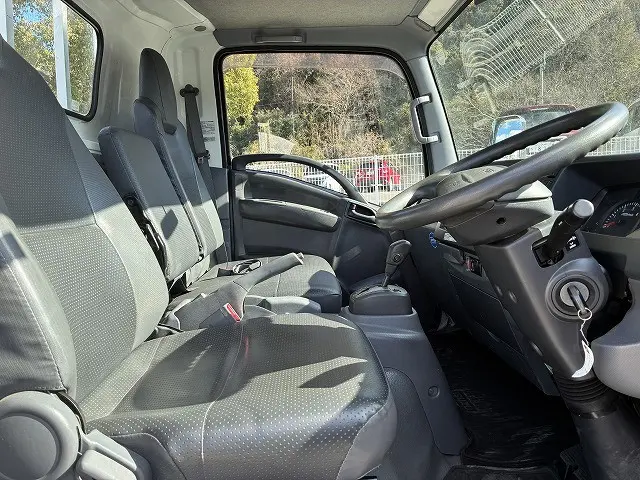 いすゞ エルフ TKG-NPR85AN(2WD)の写真30