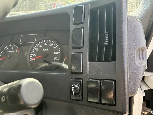 いすゞ エルフ TKG-NPR85AN(2WD)の写真38