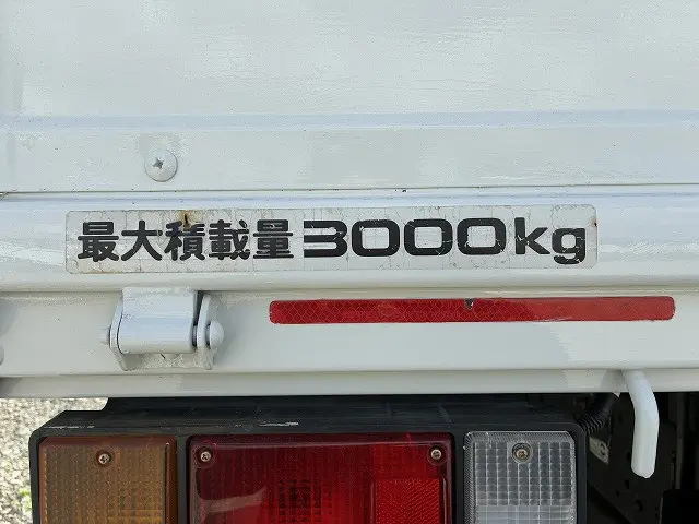 いすゞ エルフ TKG-NPR85AN(2WD)の写真44