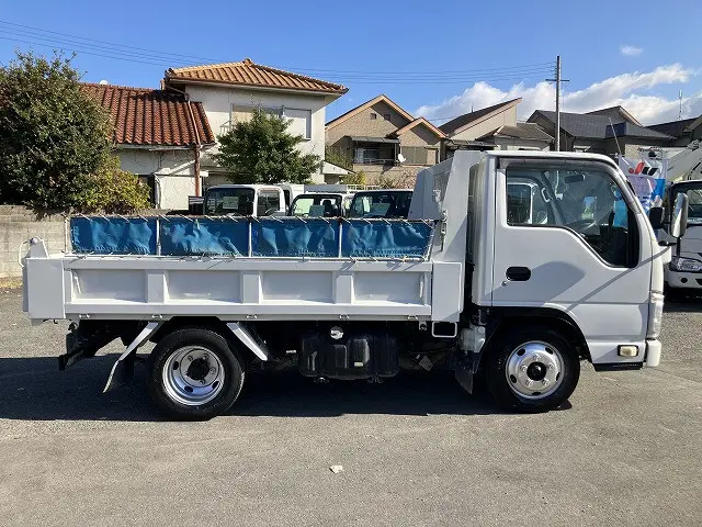 いすゞ エルフ TPG-NKR85AD(2WD)の写真19