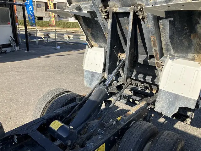 いすゞ エルフ TPG-NKR85AD(2WD)の写真28