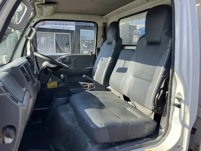 いすゞ エルフ TPG-NKR85AD(2WD)の写真45