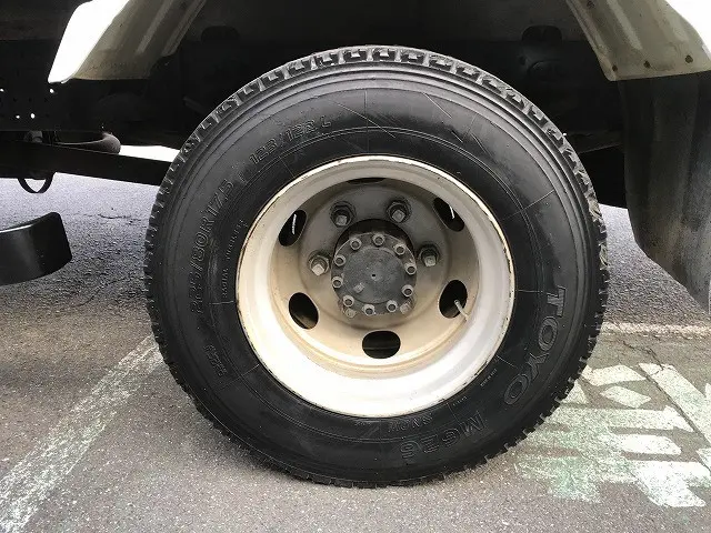 いすゞ フォワード PKG-FRR90S2(2WD)の写真26