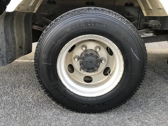 いすゞ フォワード PKG-FRR90S2(2WD)の写真27