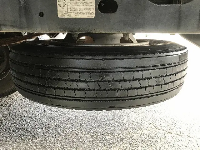 いすゞ フォワード PKG-FRR90S2(2WD)の写真29