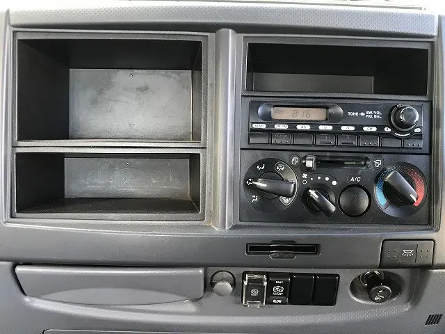 いすゞ フォワード PKG-FRR90S2(2WD)の写真48