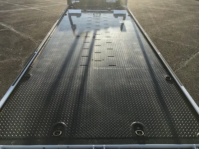 いすゞ エルフ 2RG-NPR88AM(2WD)の写真9