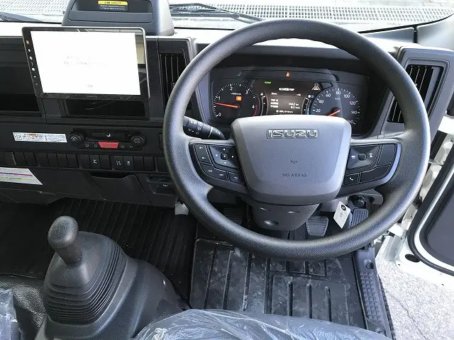 いすゞ エルフ 2RG-NPR88AM(2WD)の写真37