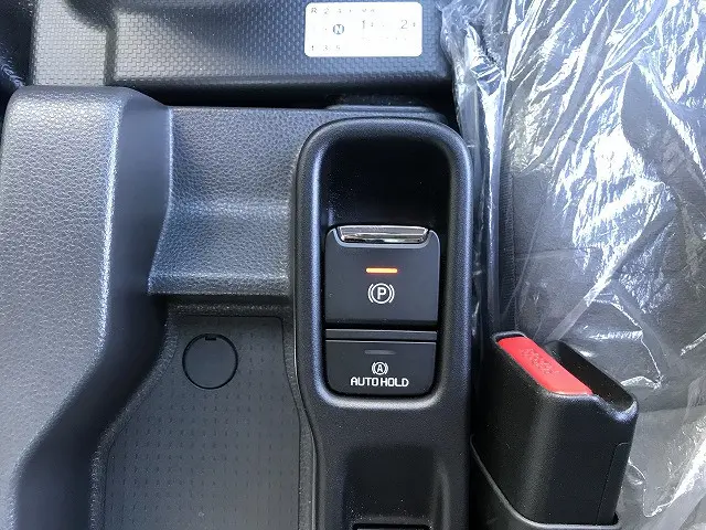 いすゞ エルフ 2RG-NPR88AM(2WD)の写真46