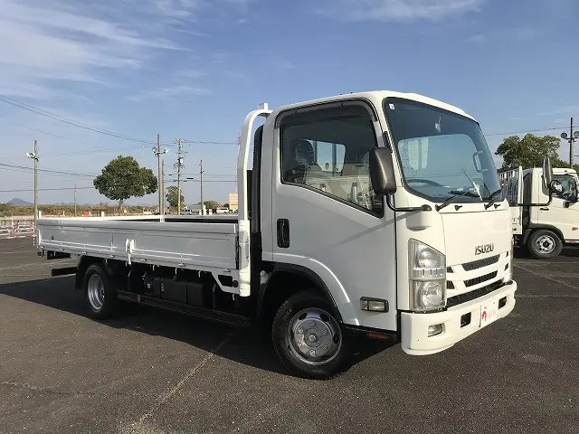 いすゞ エルフ 2PG-NPS88AR(4WD)の写真3