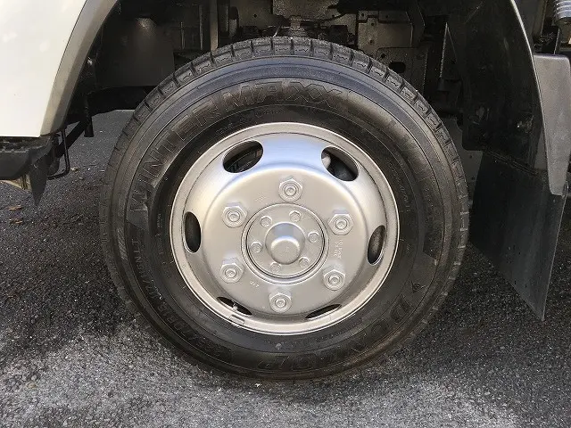 いすゞ エルフ 2PG-NPS88AR(4WD)の写真37