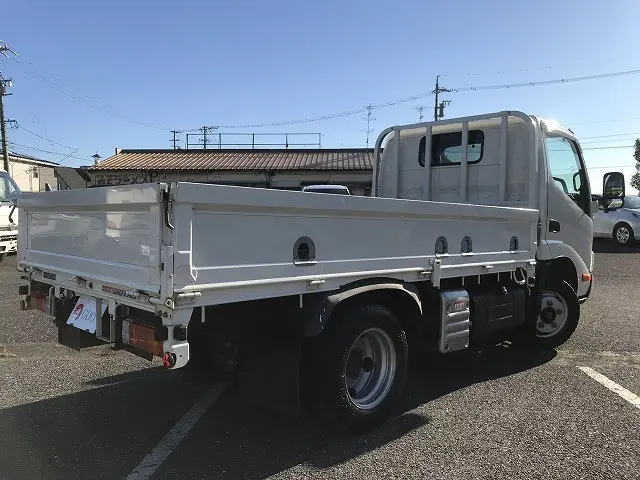日野 デュトロ 2RG-XZC605M(2WD)の写真8