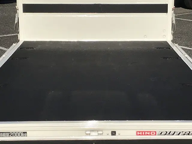 日野 デュトロ 2RG-XZC605M(2WD)の写真16