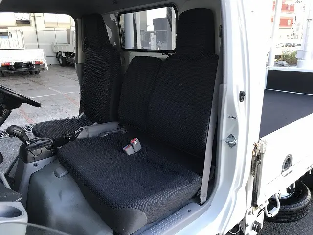 日野 デュトロ 2RG-XZC605M(2WD)の写真26