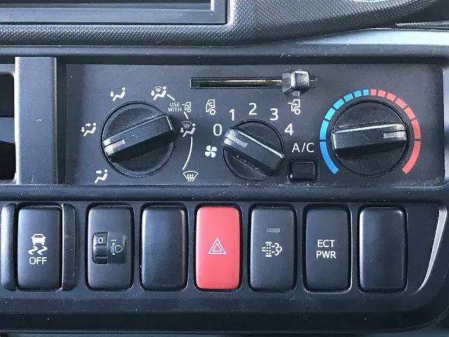 日野 デュトロ 2RG-XZC605M(2WD)の写真32