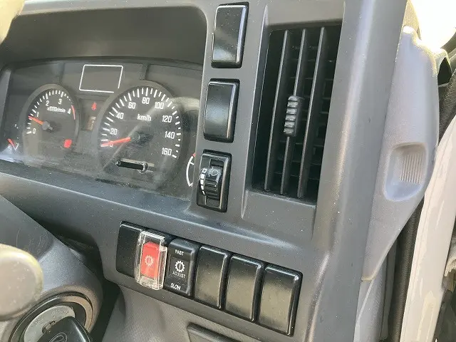 マツダ タイタン TRG-LJR85A(4WD)の写真37