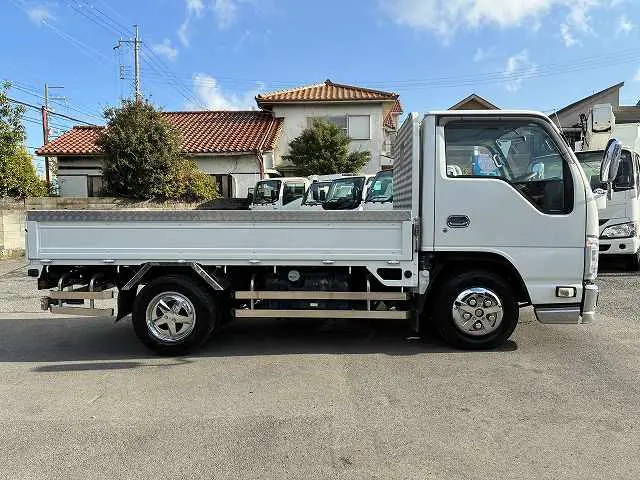 いすゞ エルフ TRG-NJR85A(2WD)の写真5