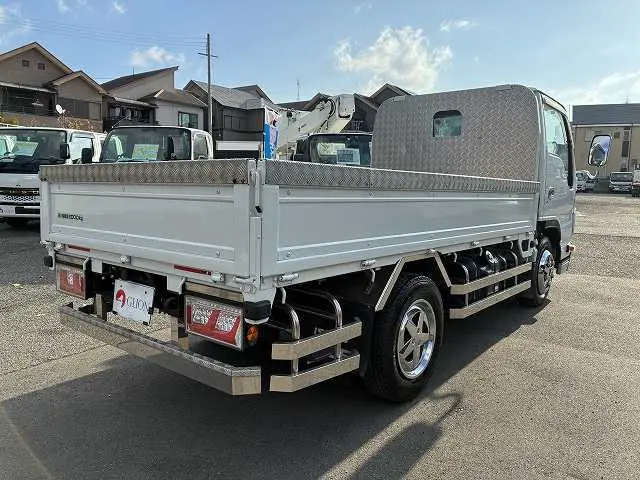 いすゞ エルフ TRG-NJR85A(2WD)の写真8