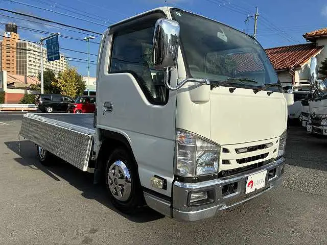 いすゞ エルフ TRG-NJR85A(2WD)の写真10