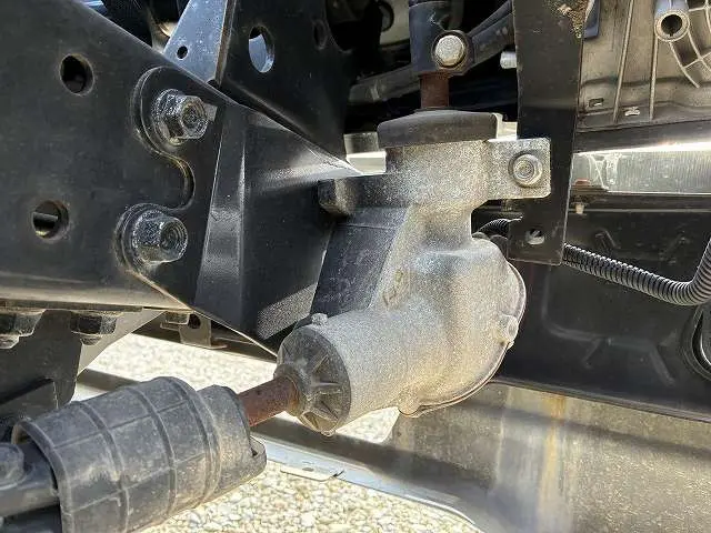 いすゞ エルフ TRG-NJR85A(2WD)の写真22