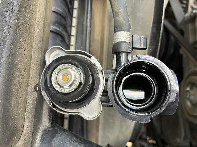 いすゞ エルフ TRG-NJR85A(2WD)の写真24