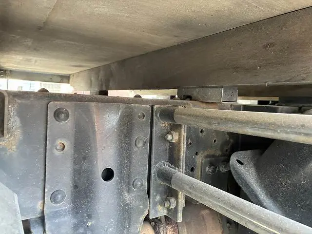 いすゞ エルフ TRG-NJR85A(2WD)の写真35