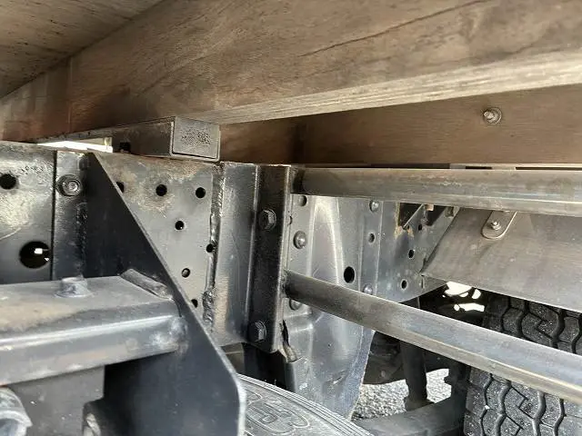 いすゞ エルフ TRG-NJR85A(2WD)の写真37