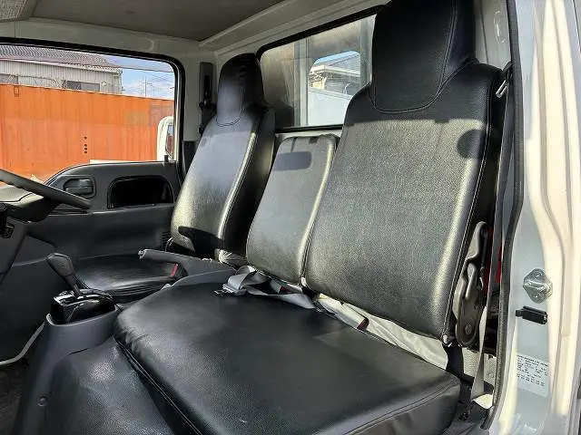 いすゞ エルフ TRG-NJR85A(2WD)の写真40