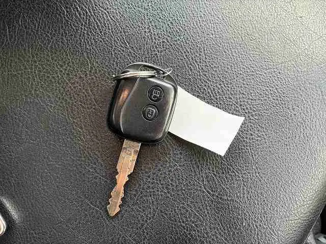 いすゞ エルフ TRG-NJR85A(2WD)の写真46