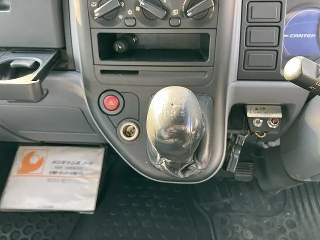 三菱 キャンターガッツ KG-FB70AB(2WD)の写真28