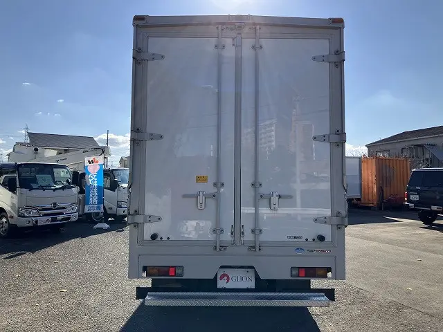 三菱 キャンター TPG-FEA50(2WD)の写真13